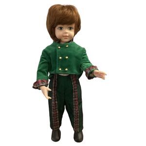 👜Vintage Doll Green Velvet Outfit Plaid Accents Collectible‎ Boy Figure